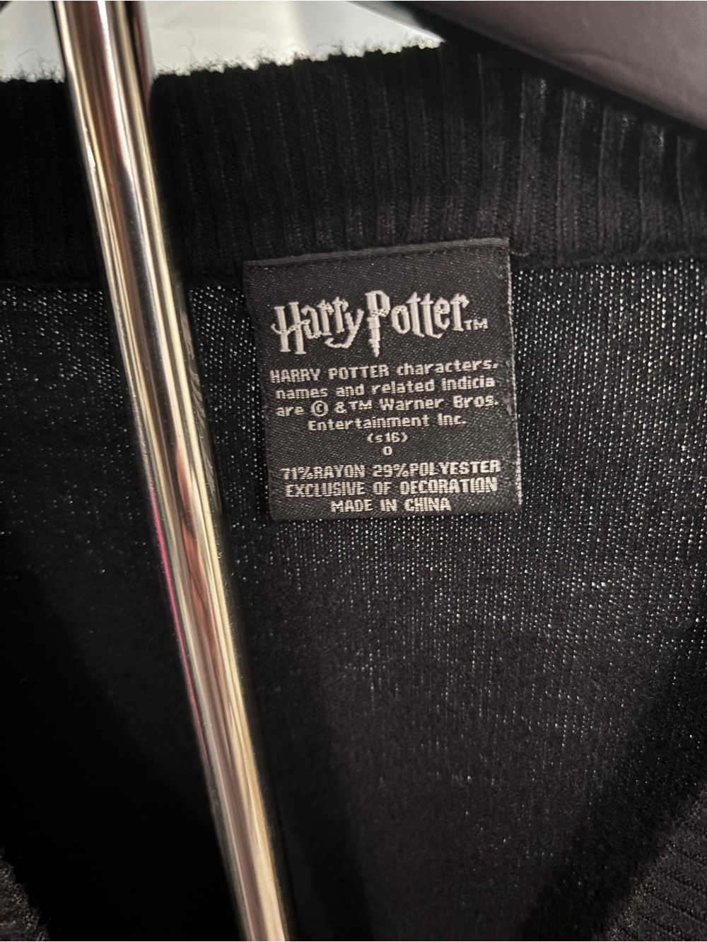 TORRID | Harry Potter Hufflepuff Cardigan - Picture 5 of 7